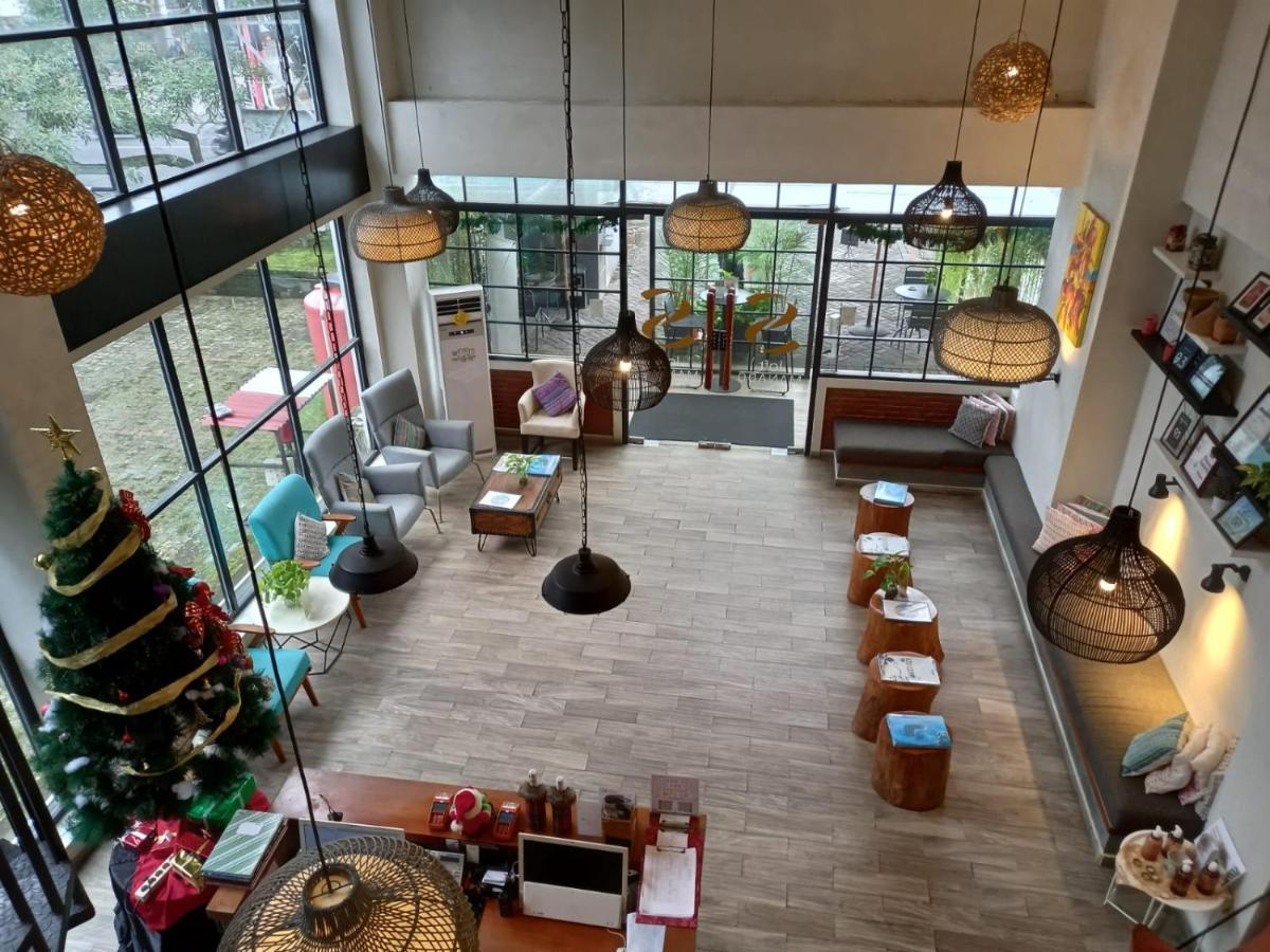 S Loft Manado Otel Dış mekan fotoğraf
